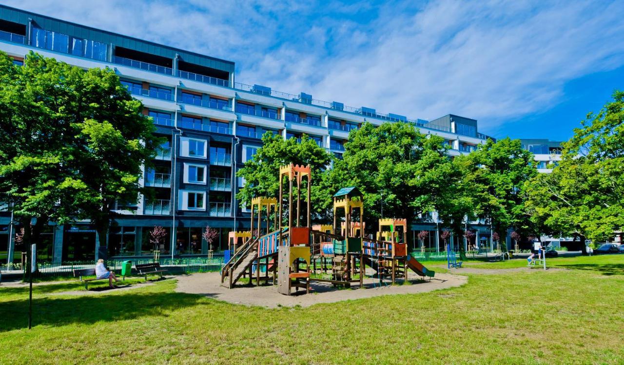 Porty B103 Nadmorskie Tarasy Pool Sauna Parking 科沃布热格 外观 照片